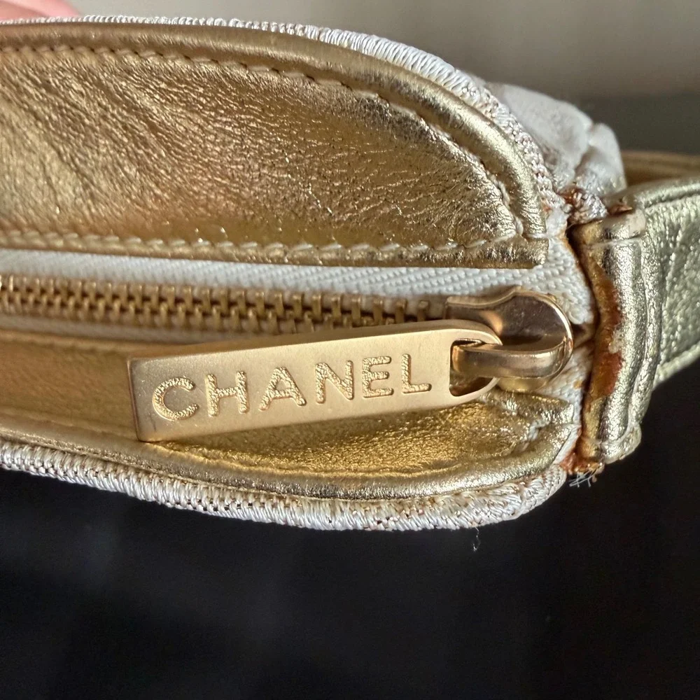 Chanel 2000s Gold  Quilted Cosmetic Pouch handbag clutch Vintage Glam OS Y2K